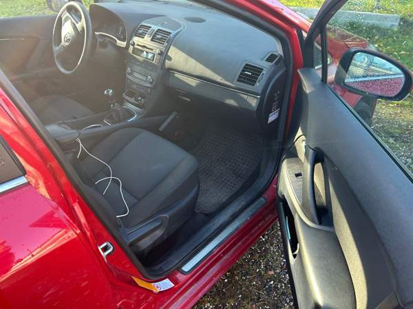 Toyota Avensis Laitila - изображение 5