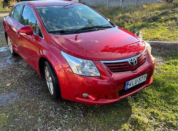 Toyota Avensis Laitila - изображение 1