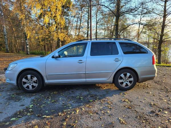 Skoda Octavia Тампере - изображение 3