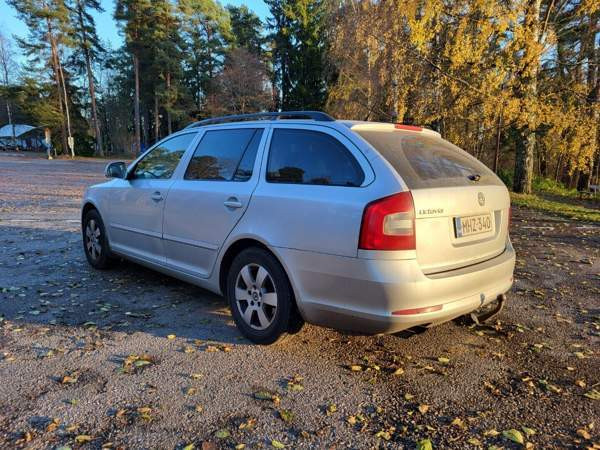 Skoda Octavia Тампере - изображение 4