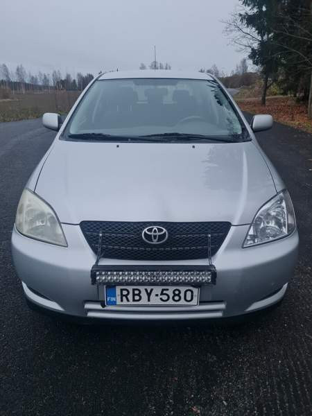 Toyota Corolla Ruovesi - изображение 1