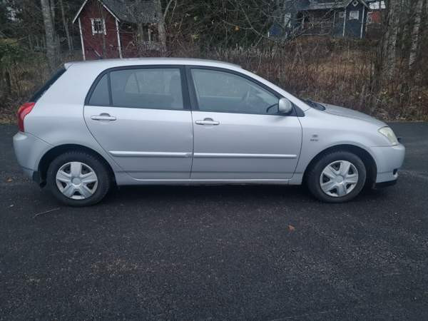 Toyota Corolla Ruovesi - изображение 3