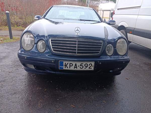Mercedes-Benz CLK Kangasala - valokuva 3