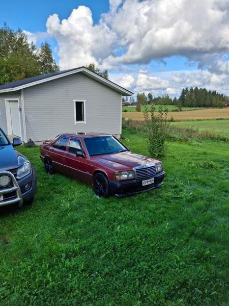 Mercedes-Benz 190 Parkano - valokuva 1
