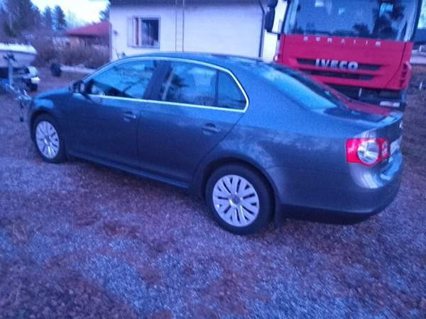 Volkswagen Jetta Turtkul - photo 4