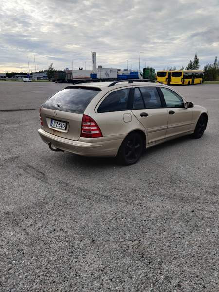 Mercedes-Benz C Lieto - изображение 5