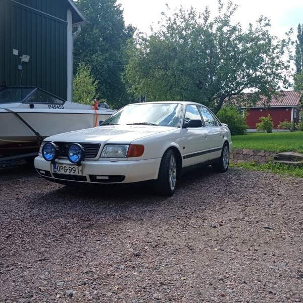 Audi 100 Raasepori - valokuva 4