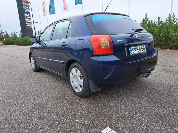 Toyota Corolla Sarov - valokuva 8