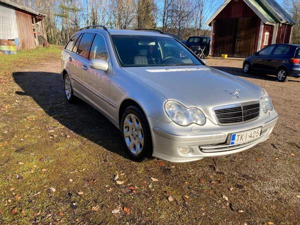 Mercedes-Benz C Хювинкяя - изображение 2