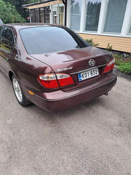 Nissan Maxima Эспоо - изображение 3