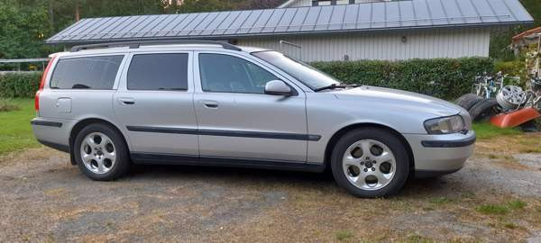 Volvo V70 Joensuu - valokuva 3