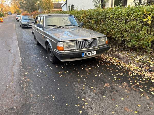Volvo 240 Helsinki - valokuva 7
