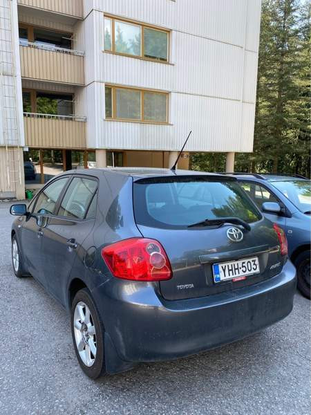Toyota Auris Vantaa - valokuva 4