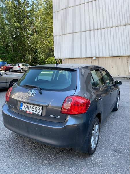 Toyota Auris Vantaa - valokuva 5