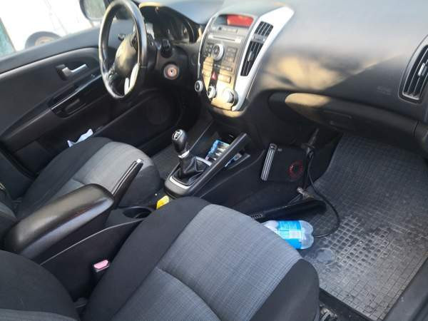 Kia Ceed Vehmaa - valokuva 5