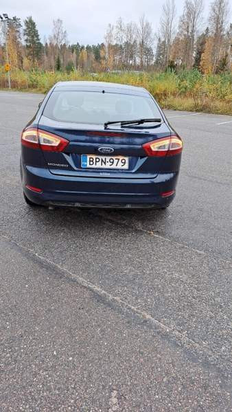 Ford Mondeo Glebychevo - valokuva 2