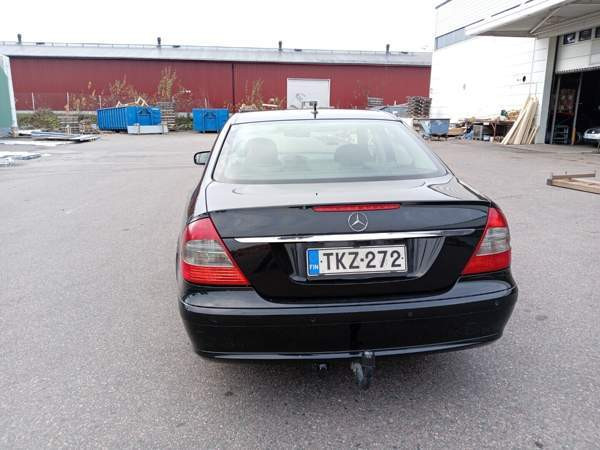 Mercedes-Benz E Вантаа - изображение 2