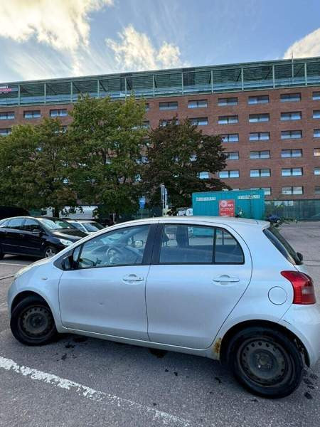 Toyota Yaris Helsinki - изображение 5