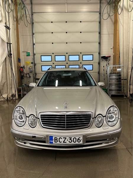 Mercedes-Benz E Nokia - valokuva 2