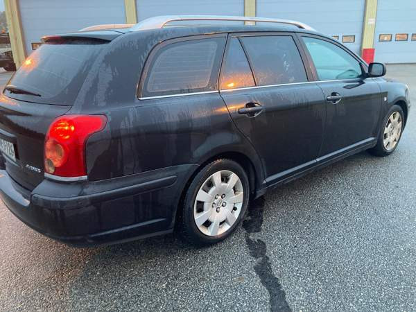 Toyota Avensis Kokkola – foto 4