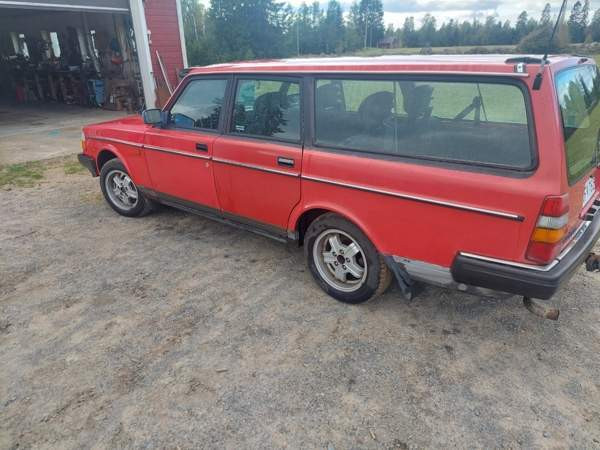 Volvo 240 Kangasniemi - photo 3