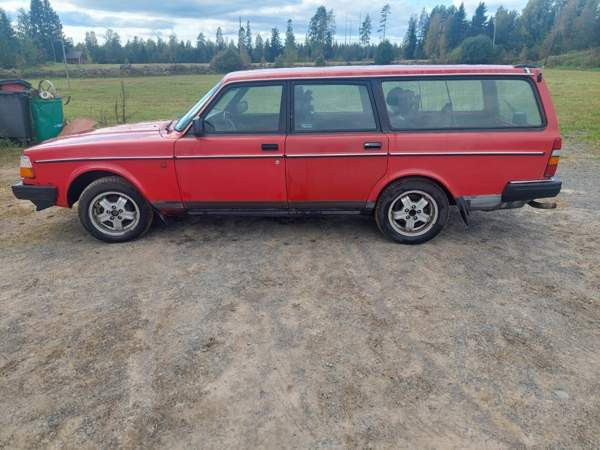 Volvo 240 Kangasniemi - photo 2