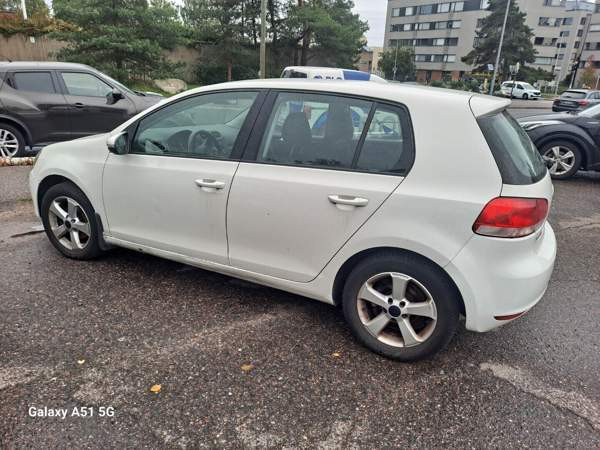 Volkswagen Golf Espoo - valokuva 2
