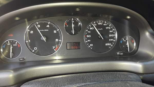 Peugeot 406 Ugleural'skiy - valokuva 6