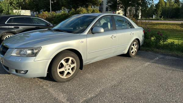 Hyundai Sonata Glebychevo - valokuva 3