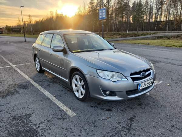 Subaru Legacy Kontiolahti - valokuva 2