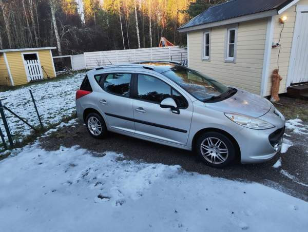 Peugeot 207 Vaasa - valokuva 3