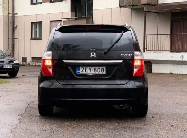 Honda FR-V Лаппенранта - изображение 6