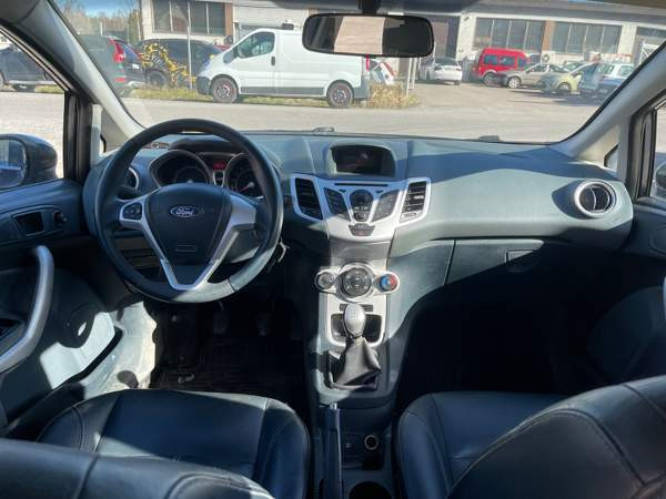 Ford Fiesta Лохья - изображение 5