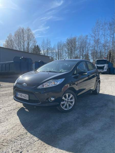 Ford Fiesta Лохья - изображение 2