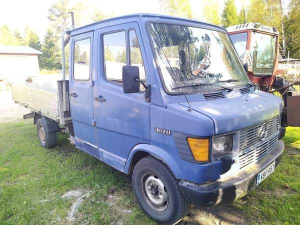 Mercedes-Benz 307 Sysmä - photo 2