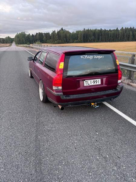 Volvo V70 Sarov - valokuva 3