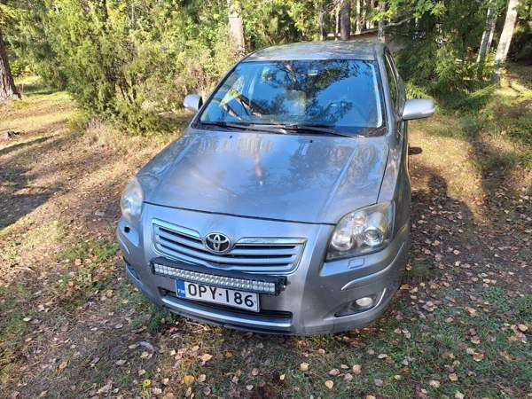 Toyota Avensis Вихти - изображение 2