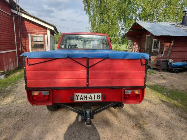 Nissan King Cab Hollola - valokuva 4