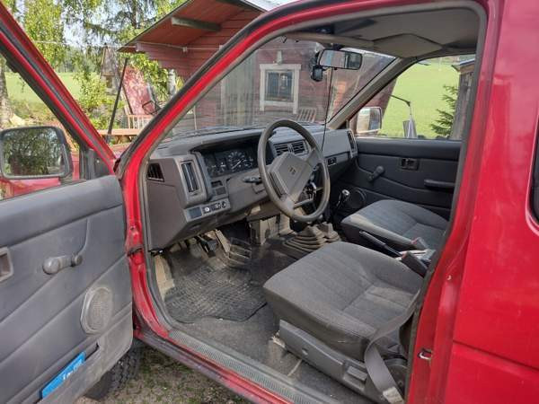 Nissan King Cab Hollola - valokuva 7