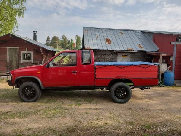 Nissan King Cab Hollola - valokuva 1