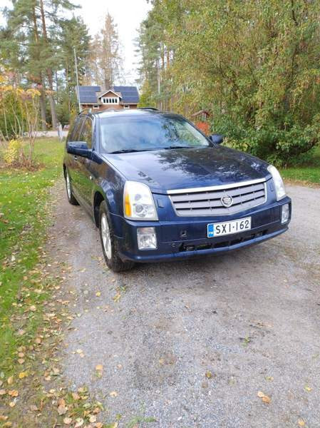 Cadillac SRX Raasepori - valokuva 6