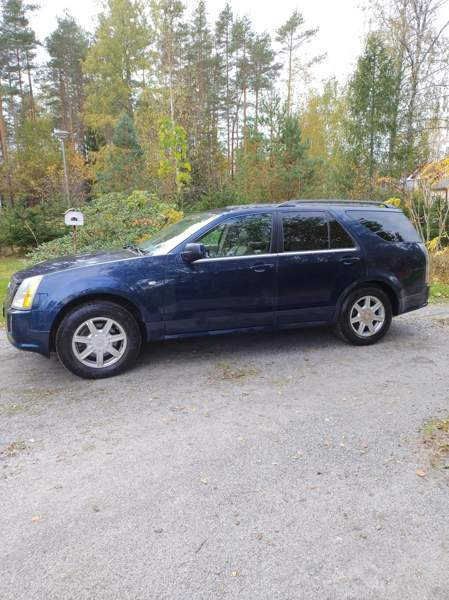 Cadillac SRX Raasepori - valokuva 3