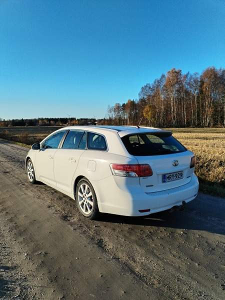 Toyota Avensis Kauhajoki - изображение 3