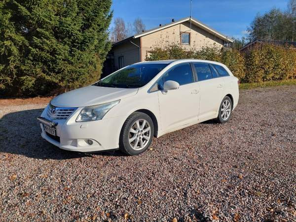Toyota Avensis Kauhajoki - изображение 5