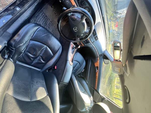 Mercedes-Benz E Kinnula - valokuva 3