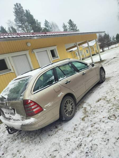 Mercedes-Benz C Joensuu - valokuva 7