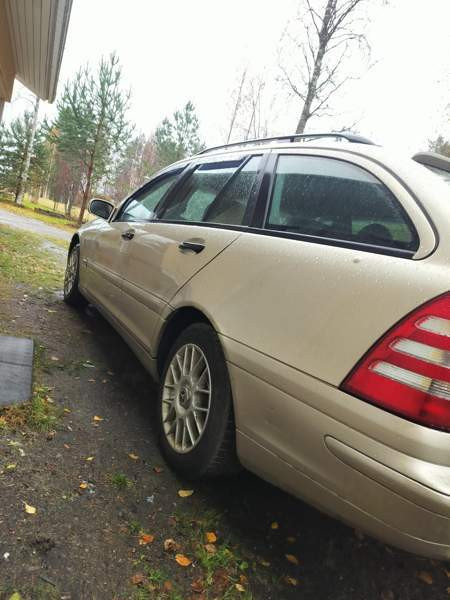 Mercedes-Benz C Joensuu - valokuva 6