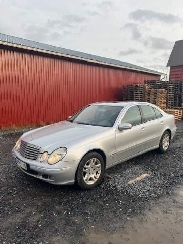 Mercedes-Benz 280 Tyrnävä - valokuva 2