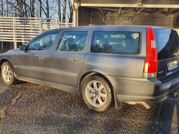 Volvo V70 Торнио - изображение 1