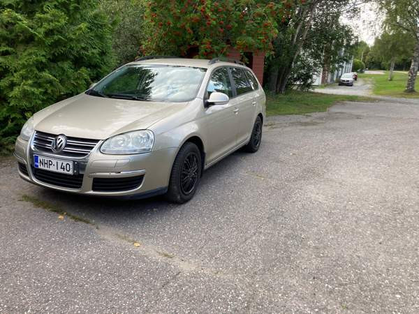 Volkswagen Golf Глебычево - изображение 3